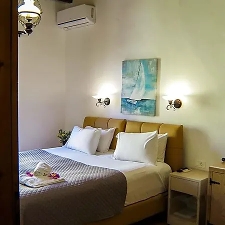 Casa Dasyra Aparthotel 3*