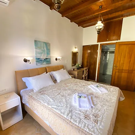 Casa Dasyra Aparthotel